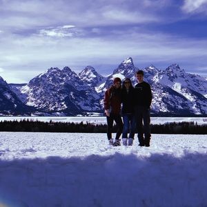 Meet your Posher, Avery